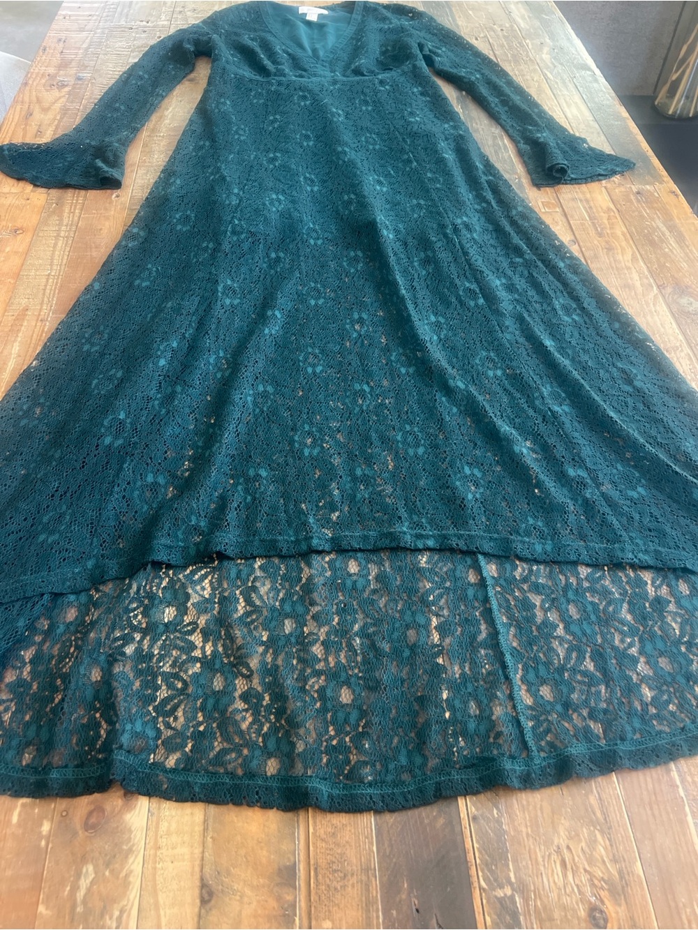 Forever 21 Green Lace Maxi Dress with V-Neck